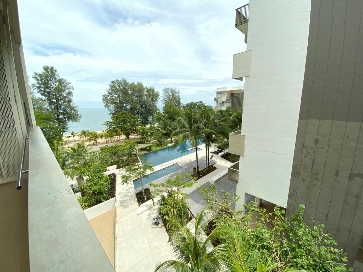 By The Sea@ Cozy Beachfront Home Batu Ferringhi Eksteriør bilde